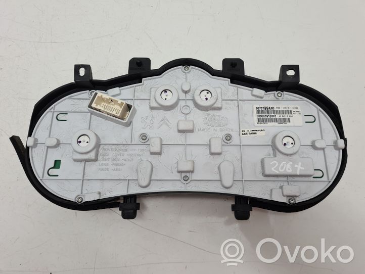 Peugeot 206+ Compteur de vitesse tableau de bord 9673799480