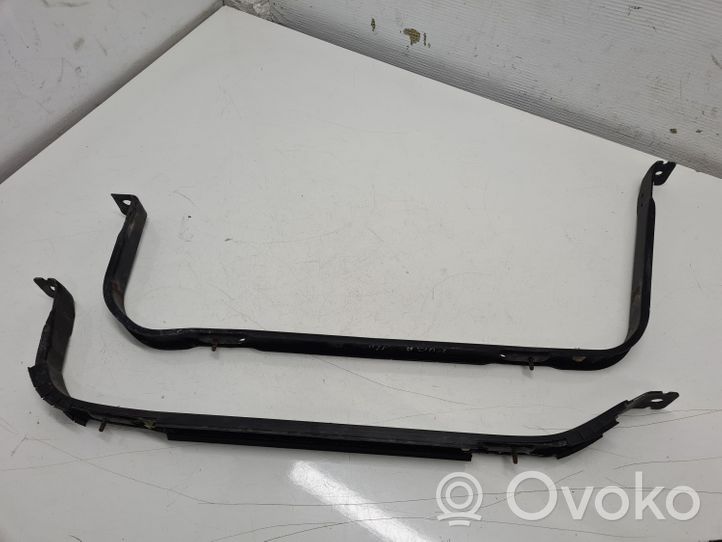 Ford Kuga II Fuel tank mounting bracket 