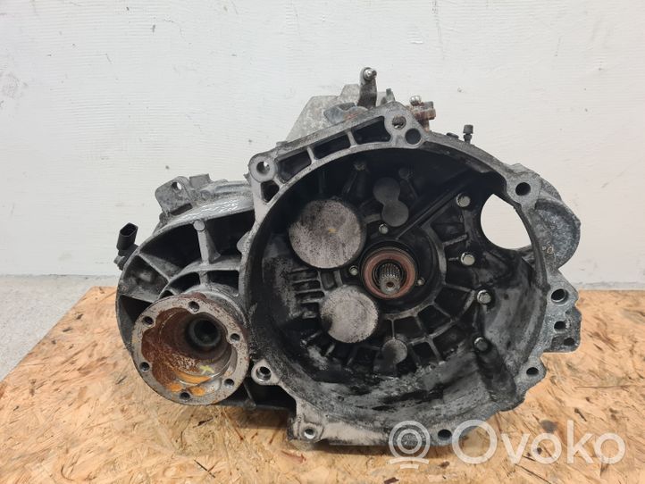 Audi A3 S3 8L Mechaninė 6 pavarų dėžė 