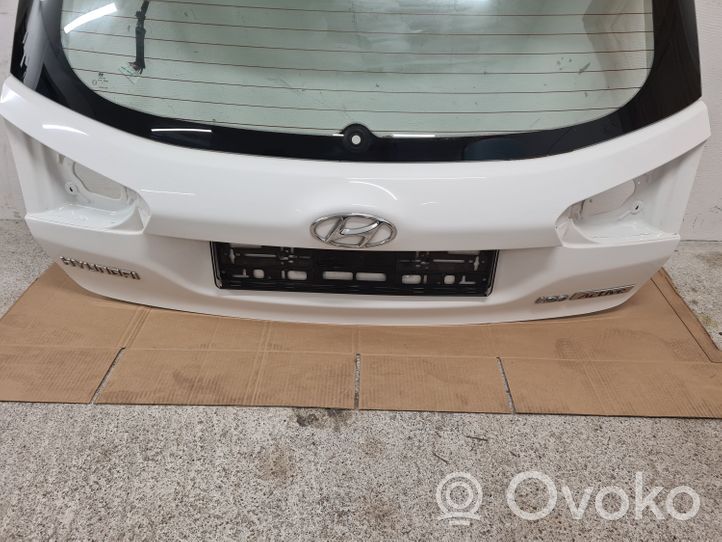 Hyundai i20 (GB IB) Tylna klapa bagażnika 