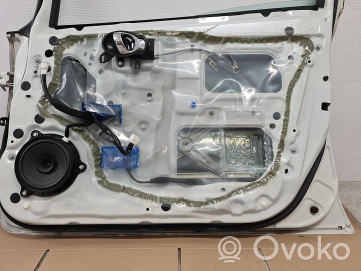 Nissan Note (E12) Portiera anteriore 