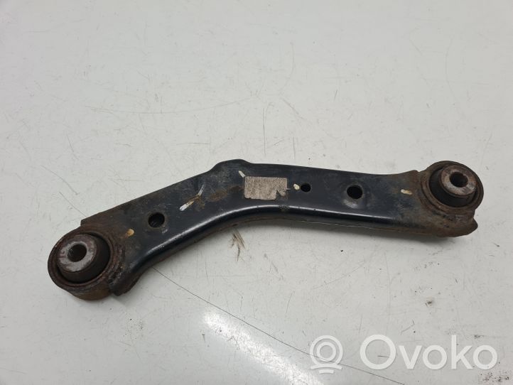 Hyundai Santa Fe Braccio di controllo sospensione posteriore superiore/braccio oscillante 551182W100