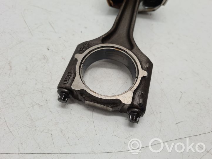 Audi A5 8T 8F Piston 