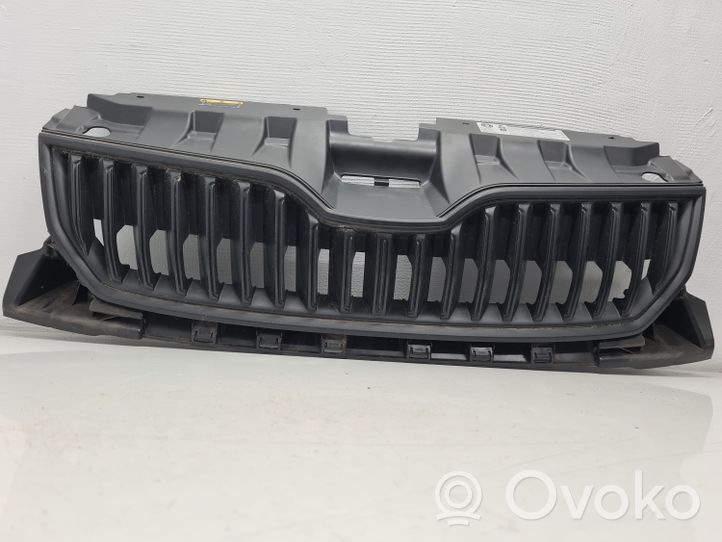 Skoda Fabia Mk3 (NJ) Maskownica / Grill / Atrapa górna chłodnicy 6V0853653A