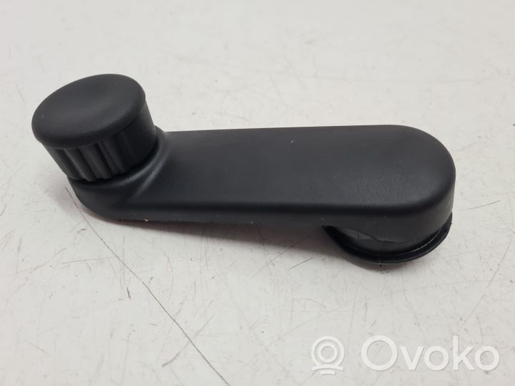 Dacia Sandero Rear door window winding handle 8200673745