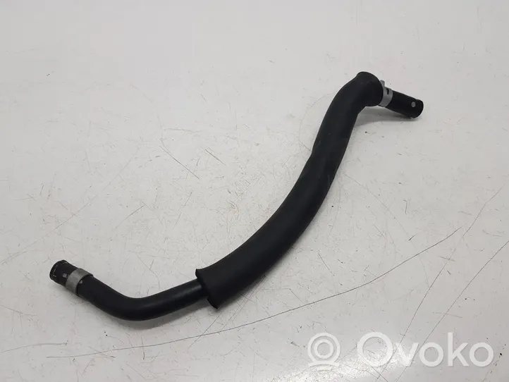 KIA Soul Tubo flessibile del liquido di raffreddamento del motore 267102B641