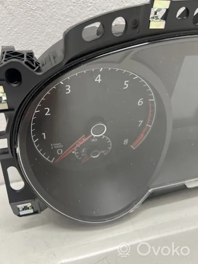 Volkswagen Golf Sportsvan Speedometer (instrument cluster) 517920740