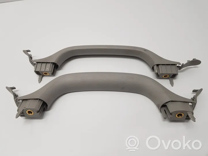 Opel Meriva B A set of handles for the ceiling 13277210