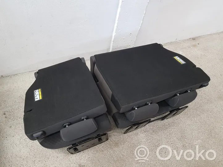 Ford Turneo Courier Seat set 