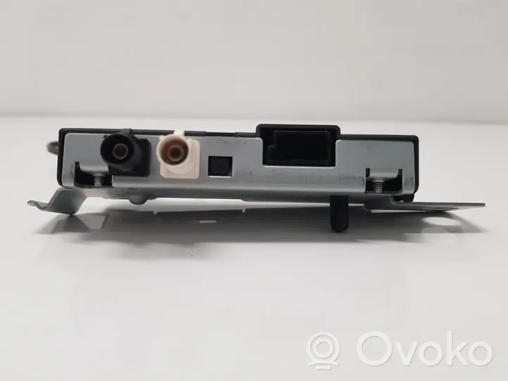 Opel Insignia A Antenos stiprintuvas 13327068