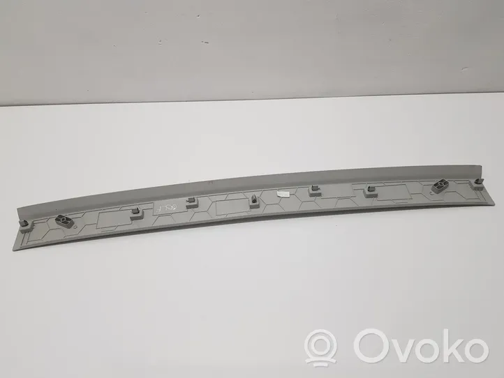 Volkswagen Golf VII Rivestimento superiore del portellone posteriore/bagagliaio 5G6867617