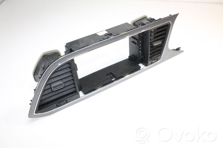 Seat Leon (5F) Garniture, panneau de grille d'aération 5F2819110D