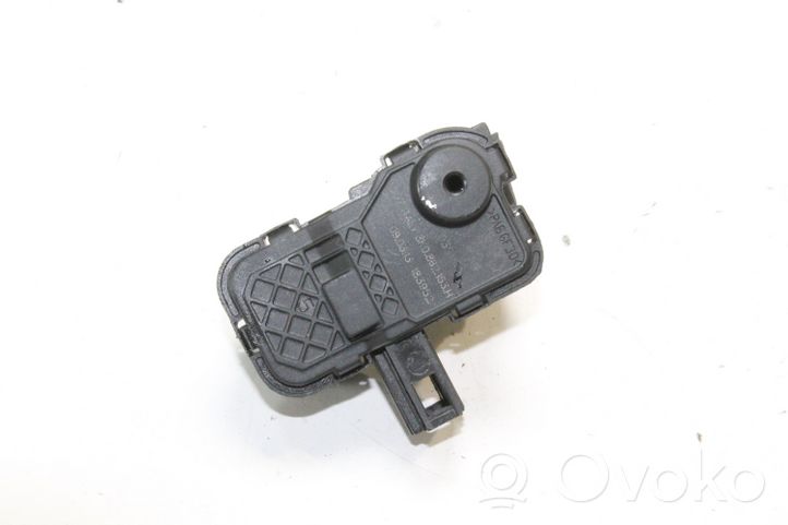 Audi A5 8T 8F Verrouillage du bouchon du réservoir de carburant 8K0862153H