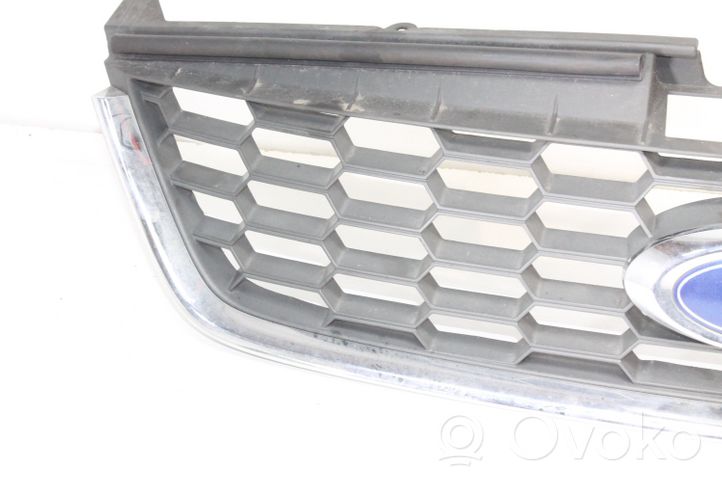 Ford Mondeo MK IV Altra parte della carrozzeria 7S7J8200AA