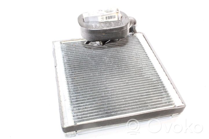 Audi TT TTS RS Mk3 8S Radiateur soufflant de chauffage 5Q0820679E