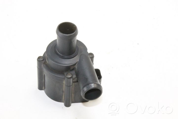 Ford Fusion II Pompe de circulation d'eau 515452020