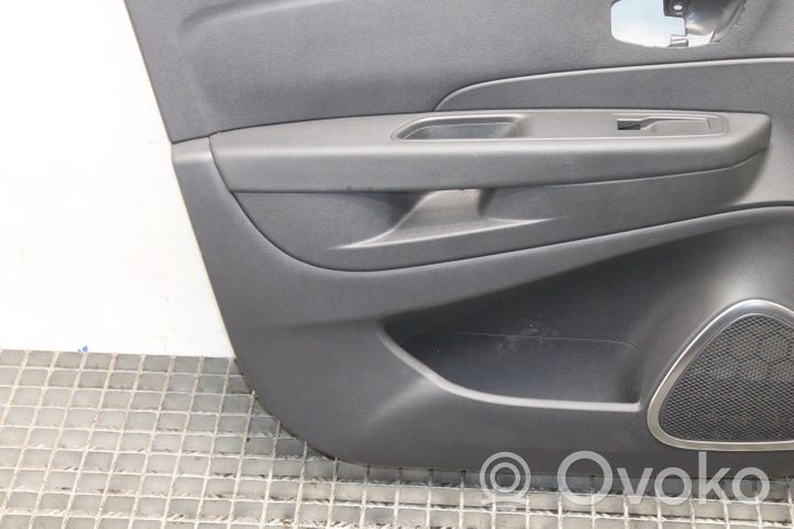Renault Captur Boczki / Poszycie drzwi przednich 809016569R