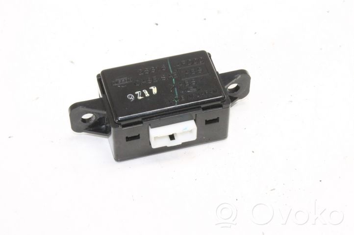 Nissan 370Z Connettore plug in AUX 283184P000