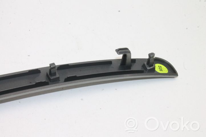 Audi A5 8T 8F Tappo cornice del serbatoio 8T0867419