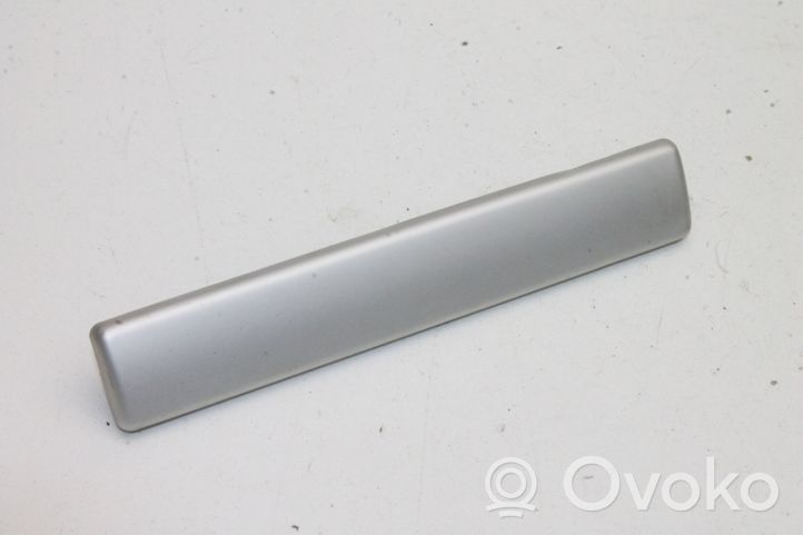 Porsche Cayenne (9PA) Rivestimento del vano portaoggetti del cruscotto 7L5857226E