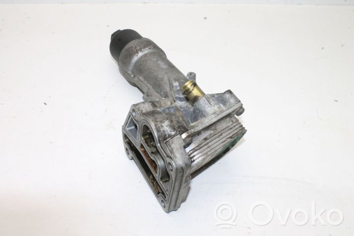 Mercedes-Benz SLK R171 Radiateur d'huile moteur A2711800610