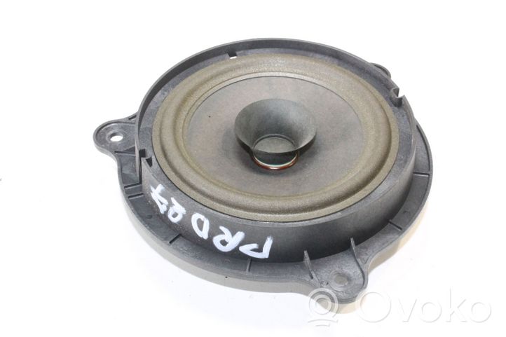 Nissan Qashqai+2 Altoparlante portiera anteriore 28156AV700