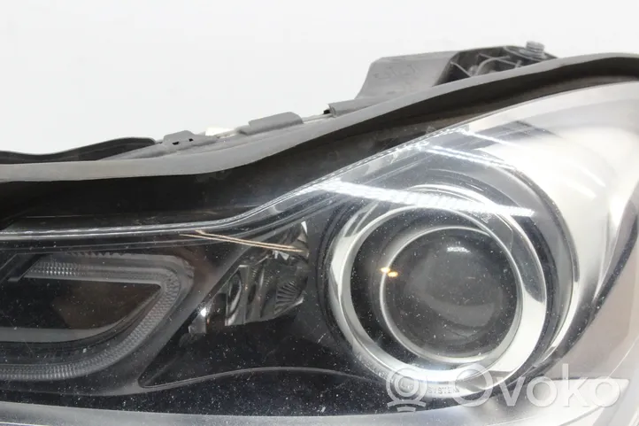 Mercedes-Benz C W204 Lampa przednia A2048208139