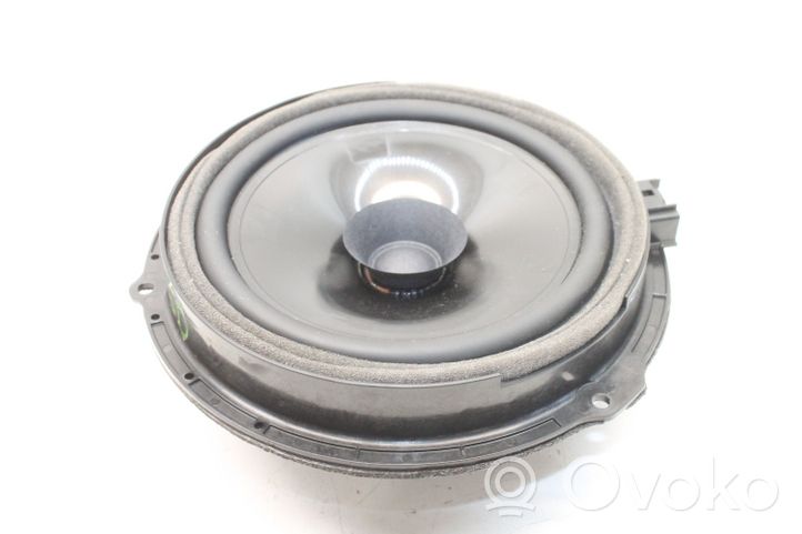 Ford Focus Enceinte de porte arrière JX7T13808CB