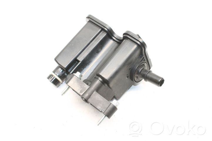 Ford Focus Separatore dello sfiato dell’olio JX6G6007GA