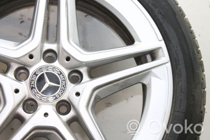 Mercedes-Benz CLA C118 X118 Cerchioni in lega R12 A1774011500