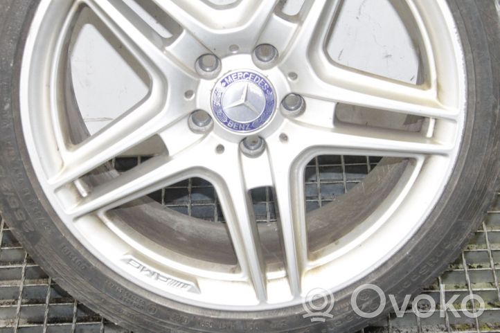 Mercedes-Benz C W204 R12-alumiinivanne A2044014202