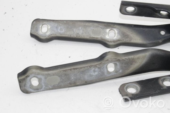 Volkswagen Scirocco Bisagras del capó/tapa del motor 1K8823301D