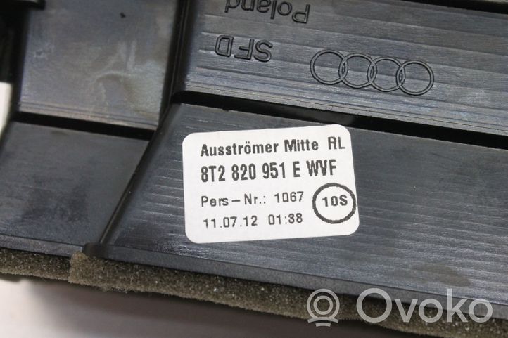 Audi A5 8T 8F Garniture, panneau de grille d'aération 8T2820951E