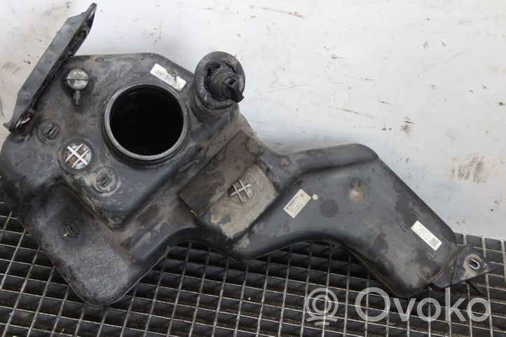 Volkswagen Sharan Serbatoio vaschetta liquido AdBlue 7N0131877C