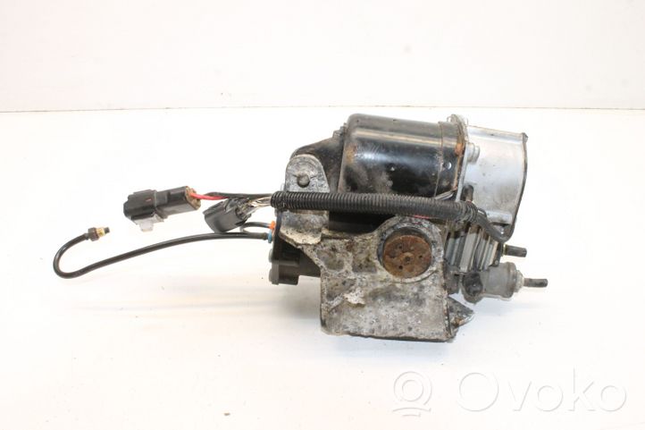 Land Rover Range Rover Sport L320 Ilmajousituksen kompressoripumppu C0A012747