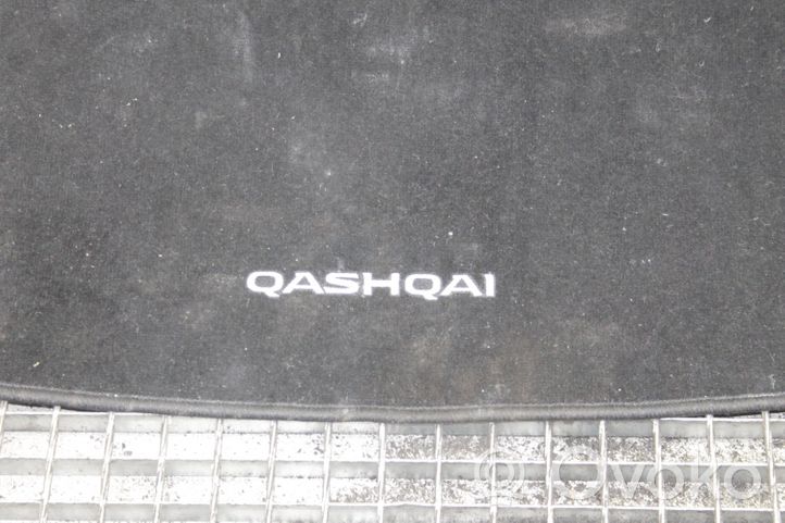 Nissan Qashqai+2 Kofferraumboden 