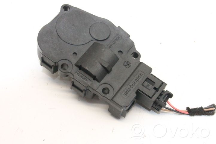 Land Rover Discovery Sport Moteur / actionneur de volet de climatisation 412650750