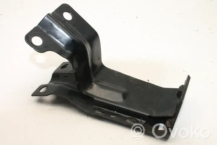 Volvo XC70 Radiator support slam panel bracket 