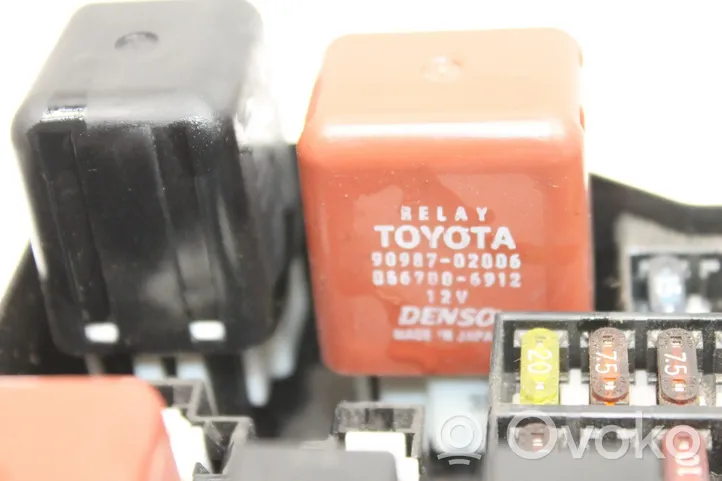 Toyota Land Cruiser (HDJ90) Inna wiązka przewodów / kabli 8266160120