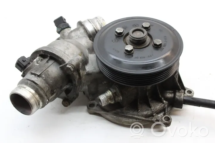 BMW 7 E65 E66 Pompe de circulation d'eau 7506667