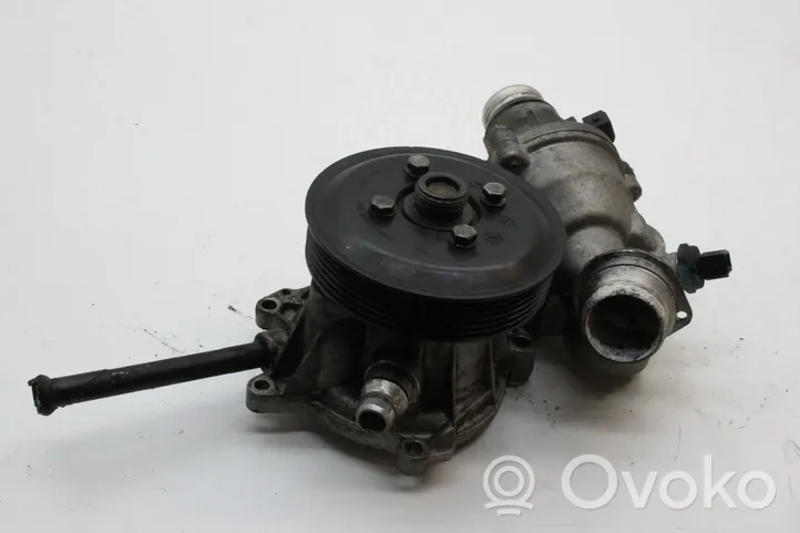 BMW 7 E65 E66 Pompe de circulation d'eau 7506667