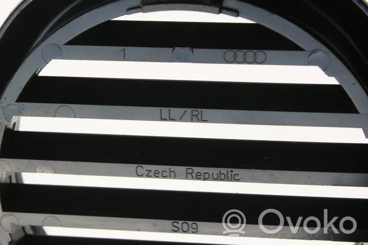 Audi Q7 4L Otros repuestos de carrocería T0022701