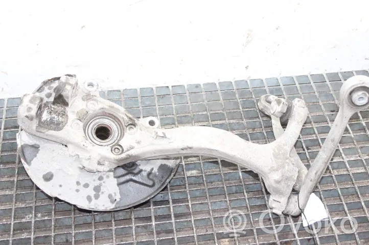 Audi A4 S4 B6 8E 8H Mozzo ruota anteriore 