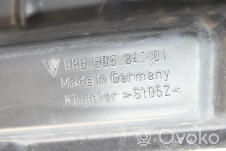 Porsche Boxster 986 Takapuskurin kannake 98650584101