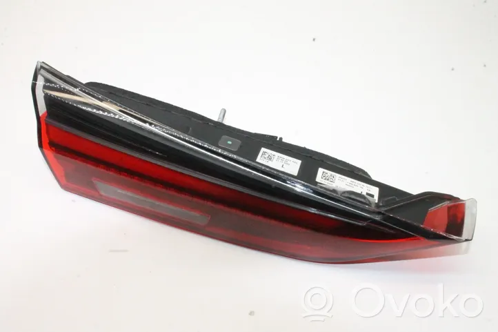 BMW i4 Lampy tylnej klapy bagażnika 7956629