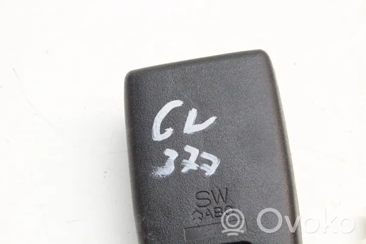 Nissan X-Trail T32 Middle seatbelt buckle (rear) 