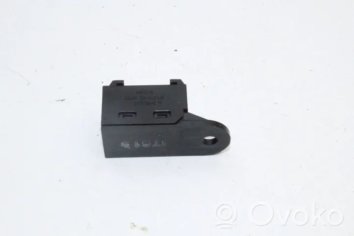 Nissan X-Trail T32 Other relay NILES