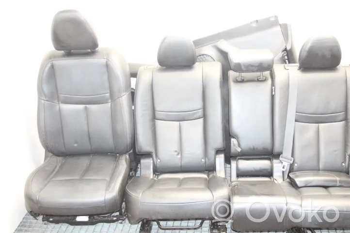 Nissan X-Trail T32 Interior set 