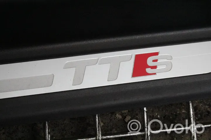 Audi TT TTS Mk2 Slenksčių apdailų komplektas (vidinis) 8J0853491G