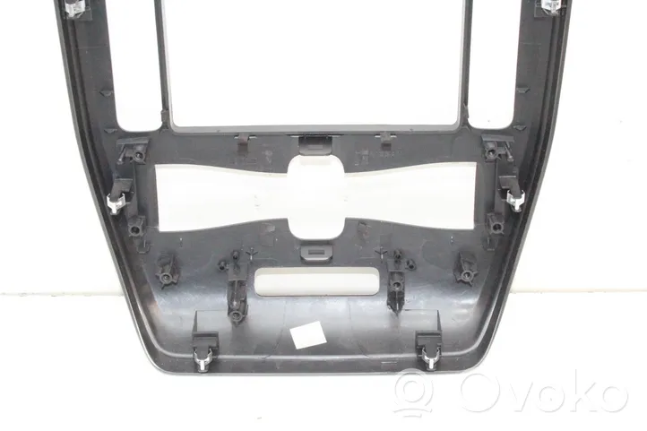 Nissan Leaf I (ZE0) Rivestimento del vano portaoggetti del cruscotto 682603NL0A